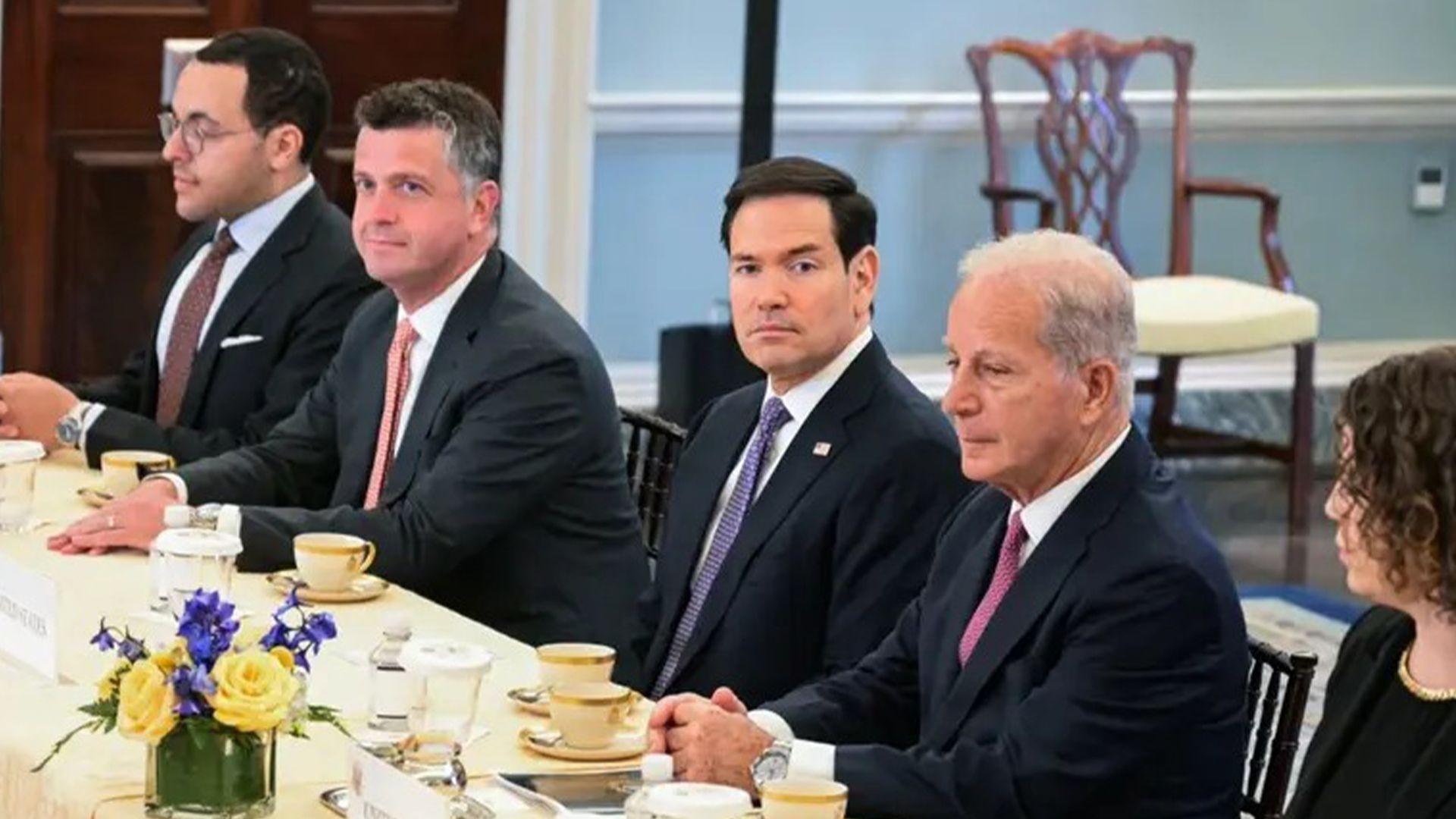 ئەمریكا و ئیسرائیل و لوبنان: جەخت لەسەر یەكپارچەیی خاك و سەروەری تەواوی لوبنان دەكەینەوە