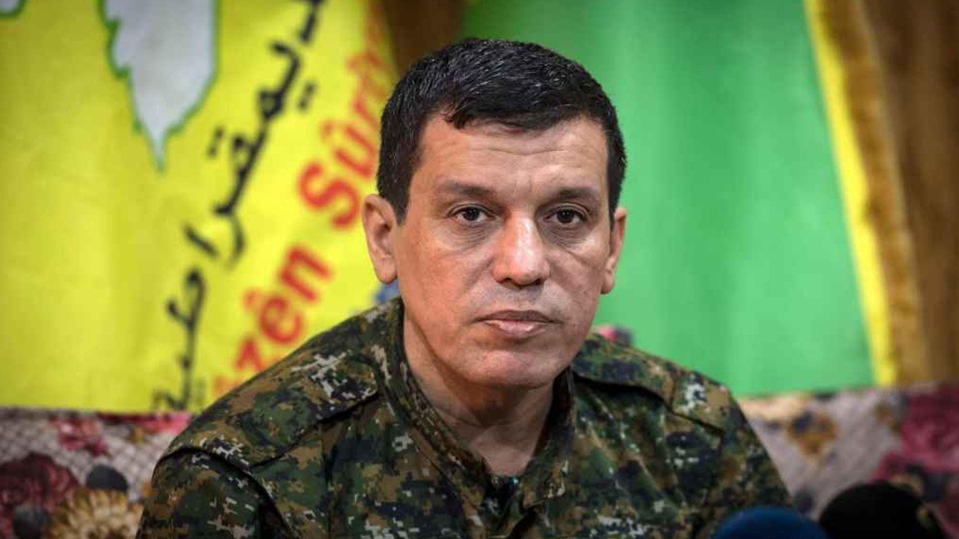 مەزڵوم عەبدی: ئیدانەی هێرشەکان دەکەین بۆسەر خێزانە کوردەکان لە کاتی گەڕانەوەیان بۆ سەرێکانی