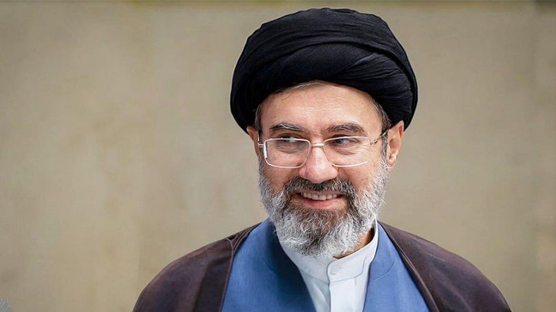 موجتەبا خامنەیی: شکاندنی بەڵێن لەلایەن ئەمریک دەیسەلمێنێت ئیمزای ترەمپ بەهای نییە